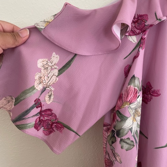 City Chic Plus Size 14 XS floral top - Picture 3 of 4